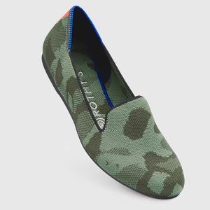 NEW Rothy Camo Loafers (Olive)
